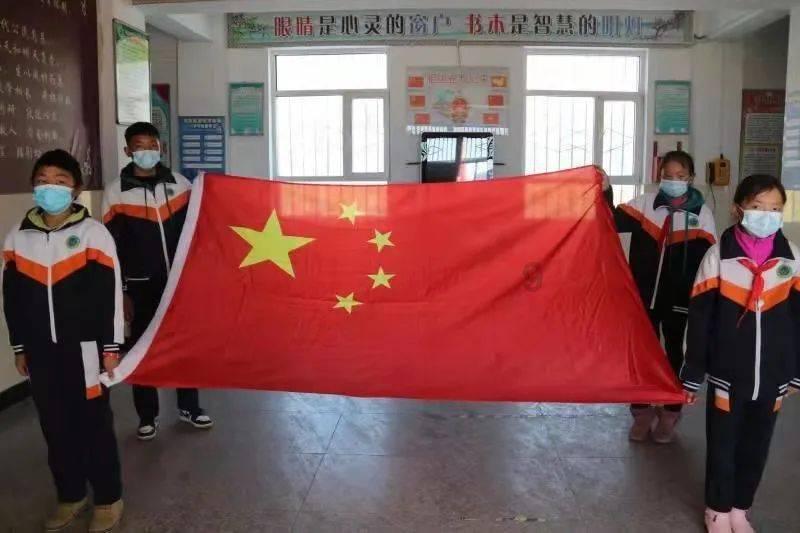 离谱！江西男子结婚16年3孩均非亲生！这三个孩子的父亲是同一个人吗？游戏画面