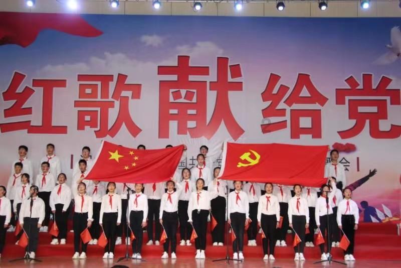 废弃诡异房逃离
