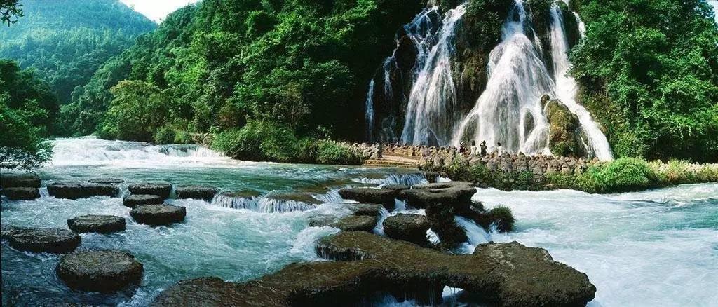 探索未知山峰